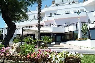 Hyencos Calos Hotel