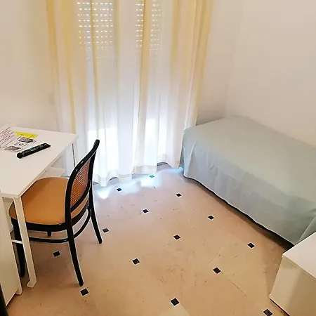 卡萝兹希普科斯酒店 酒店 4*