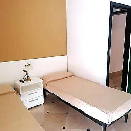 卡萝兹希普科斯酒店 托雷圣乔万尼乌